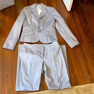 Women’s size 6 silver suit from the loft